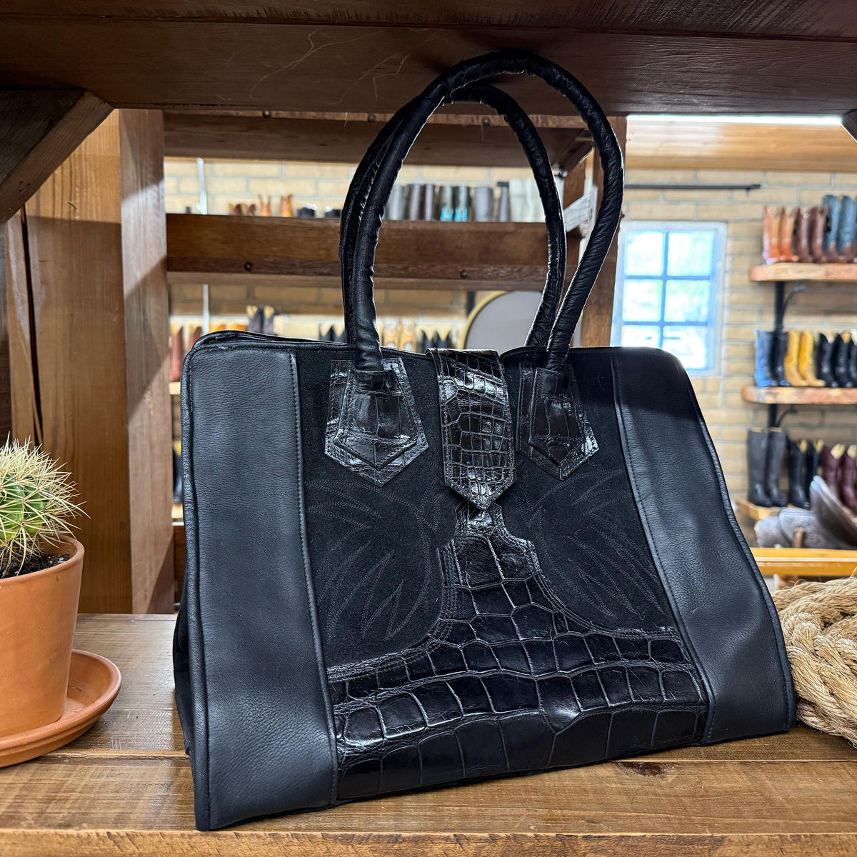 The Black Canyon Alligator Tote – Paul Bond