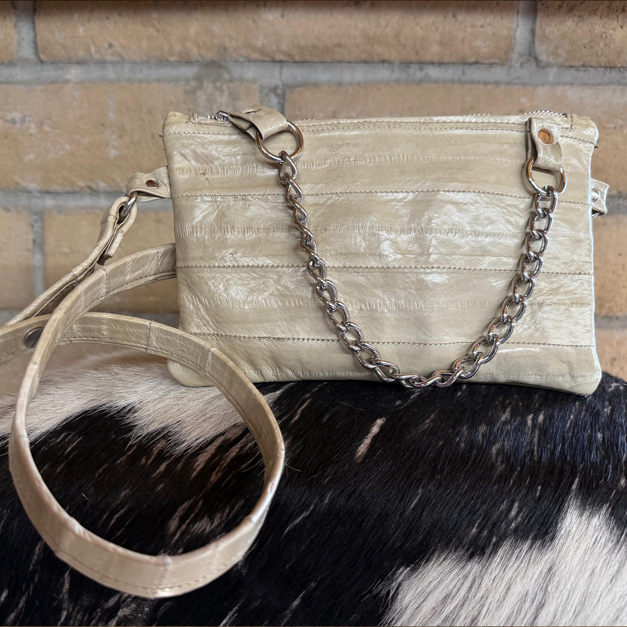 The Pearl Trail Eel Belt Purse